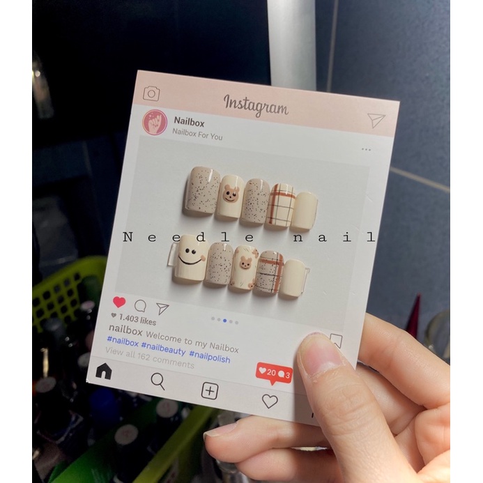 Nail box thiết kế vẽ gấu màu trắng ngà mix xám