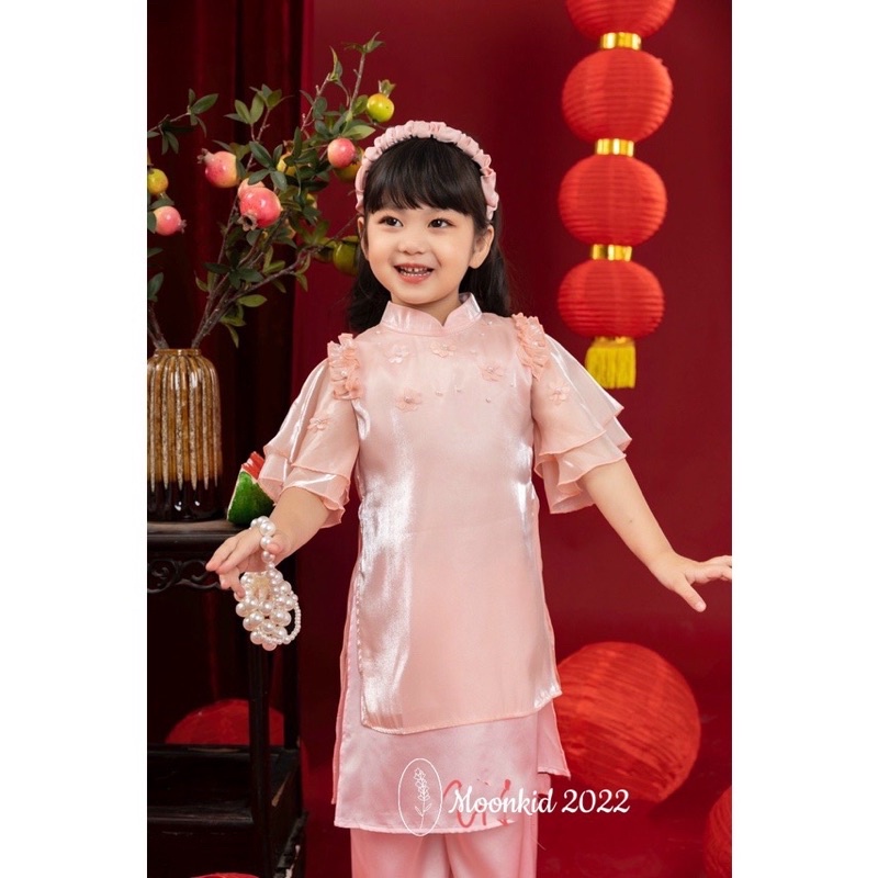 Áo dài voan tơ đính hoa ngọc bé gái