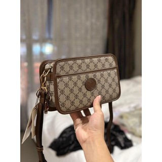 ❌sẵn❌ túi hộp ttwn 22x14x7cm -kèm charm