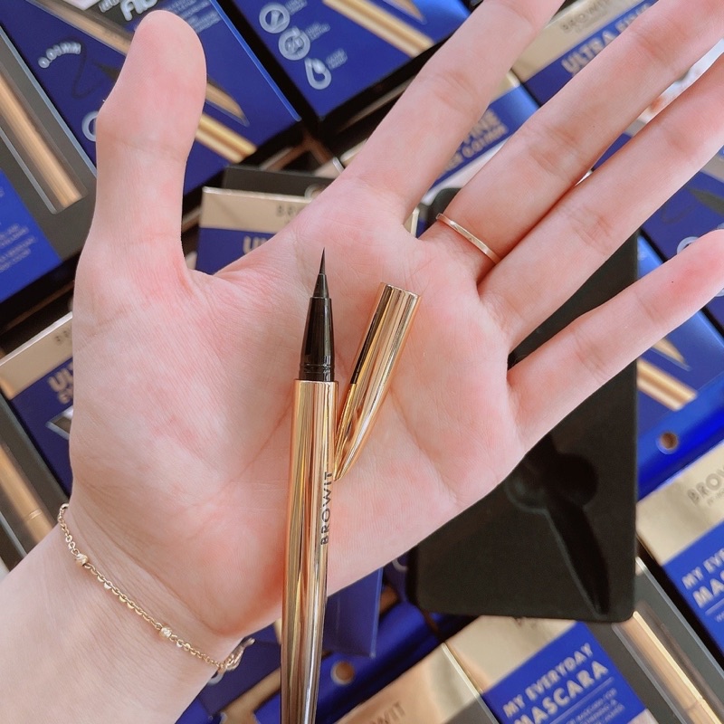 Bút kẻ mắt eyeliner Browit By Nong Chat Ultra Fine Siêu Mảnh 0.01mm màu đen, đều mực, lâu trôi, ngòi siêu mảnh cao cấp