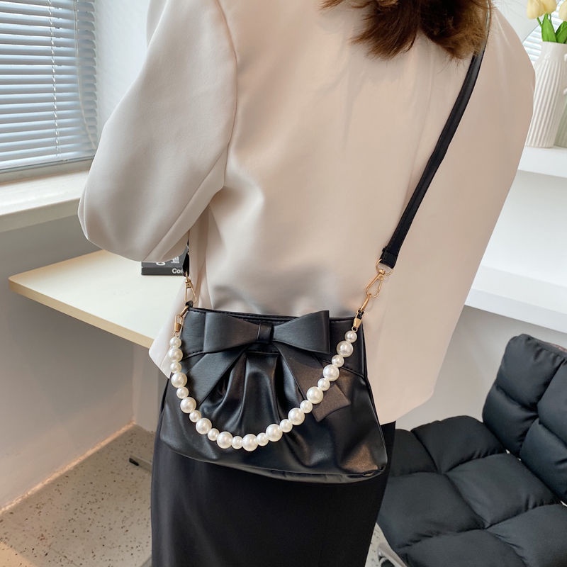 Túi Xách Đeo Dưới Cánh Tay / Đeo Một Bên Vai Xếp Ly Đính Ngọc Trai Cao Cấp Phong Cách Mới Hợp Thời Trang