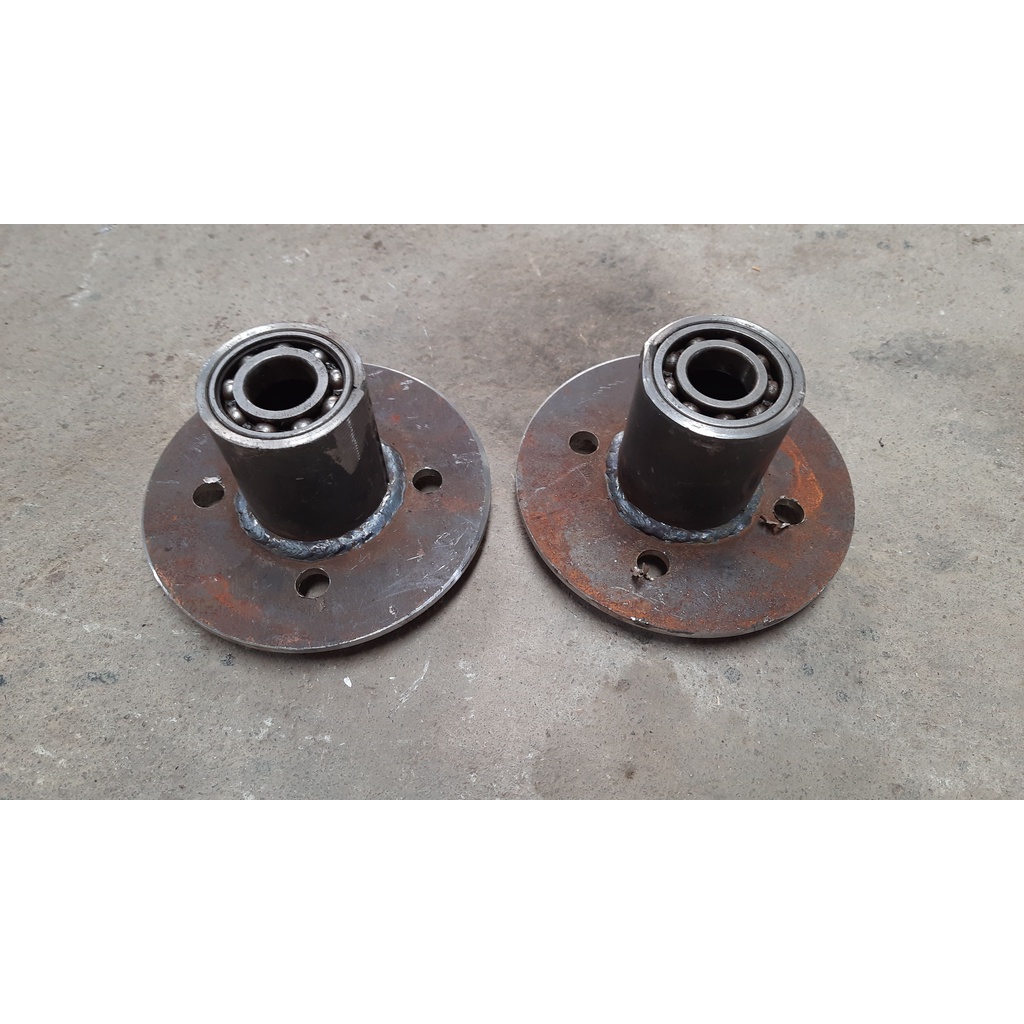 Cặp Mai ơ xe lôi