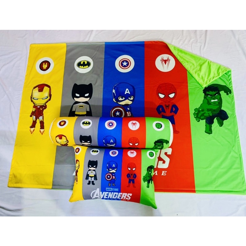 Combo gối nằm gối ôm  và chăn Avengers