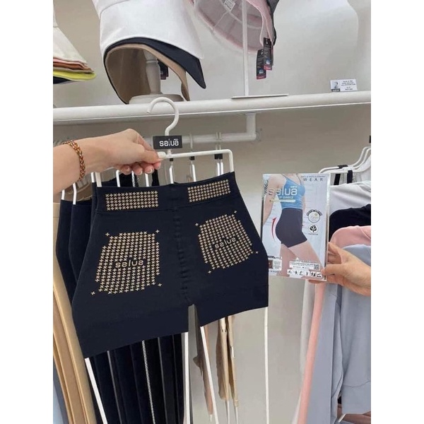 Độn mông SALUA nội địa hàn quốc