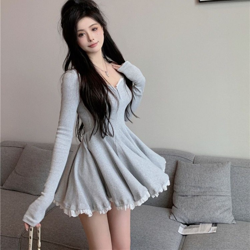 Đầm Nữ Tay Dài Cổ Vuông Thời Trang Quyến Rũ