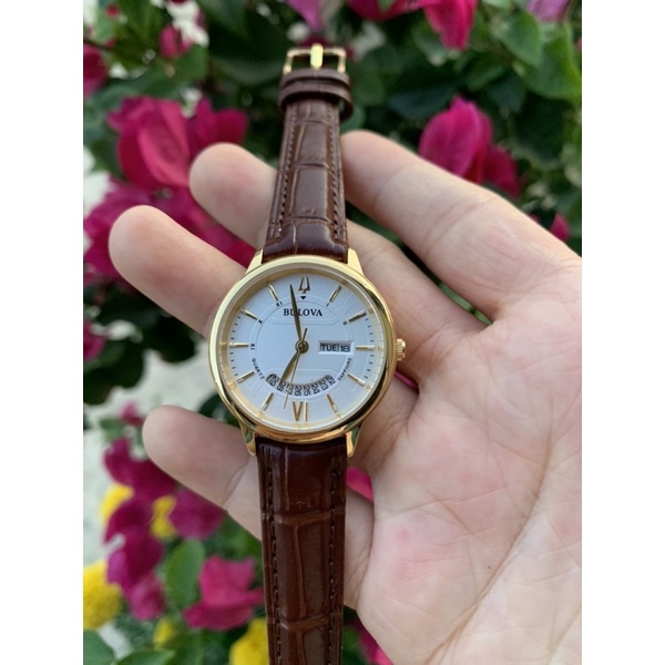 Đồng hồ bulova nữ  chống nước