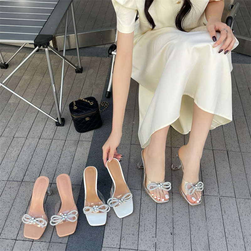 Giày Cao Gót Mũi Vuông Quai Trong Suốt Đính Đá Thời Trang Mới