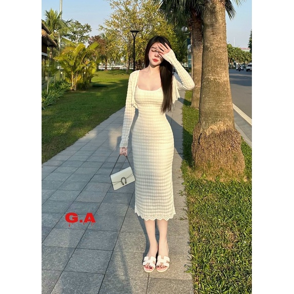 Sét đầm body ren kèm áo khoác ngoài dạo phố siêu tôn dáng