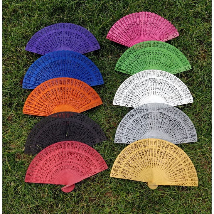 Quạt Tre Cầm Tay Nhiều Màu