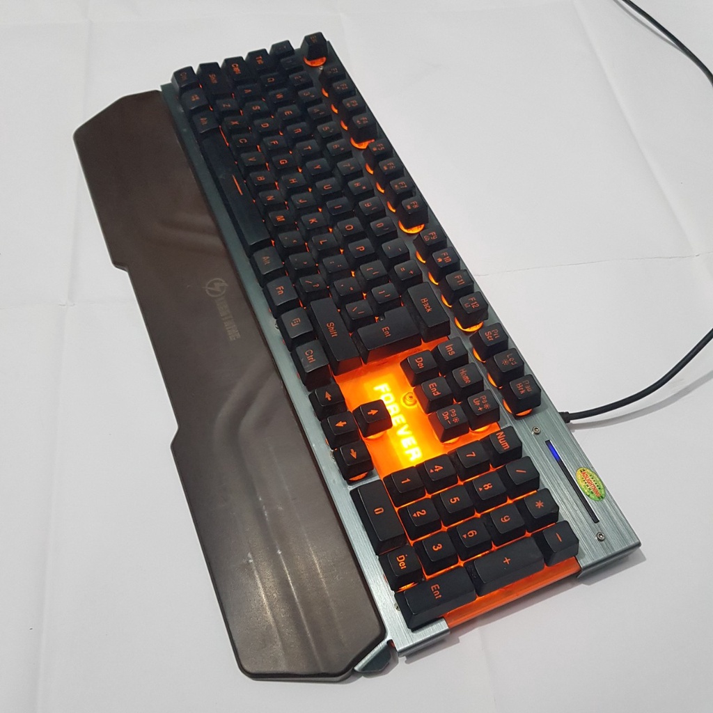 Bàn Phím gaming Giả Cơ có kê tay cũ dùng tốt - Bàn phím có dây cổng usb siêu nhậy