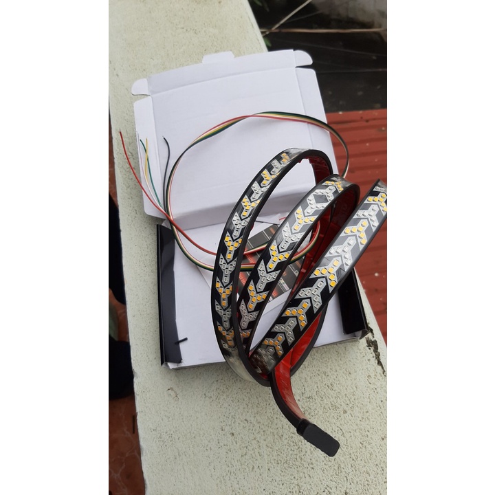 Dây đèn led sau xe siêu xinh , hàng bao xịn , mịn , cực đẹp