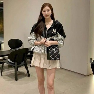 túi xách tay + đeo chéo mlb size 17*6*20cm logo kim loại ha