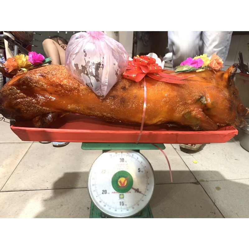 Heo quay nguyên con 10kg -12kg CÚNG CHÙA  BÀ