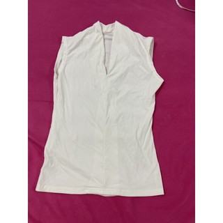ÁO THUN CỔ LẠ MẮT NHƯ HÌNH SIZE S