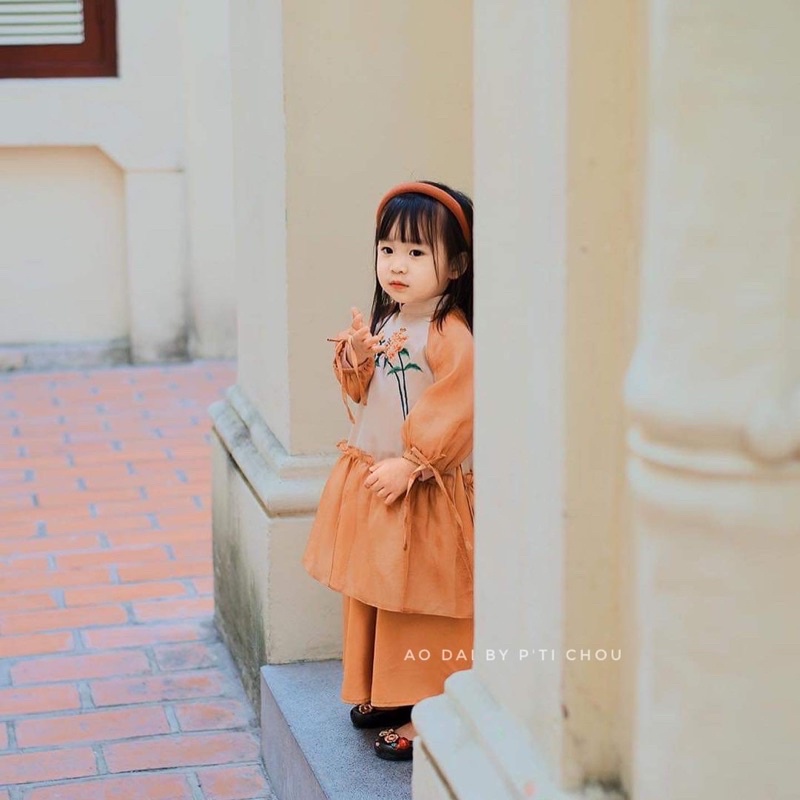 Áo dài thiết kế cho bé P'ti chou