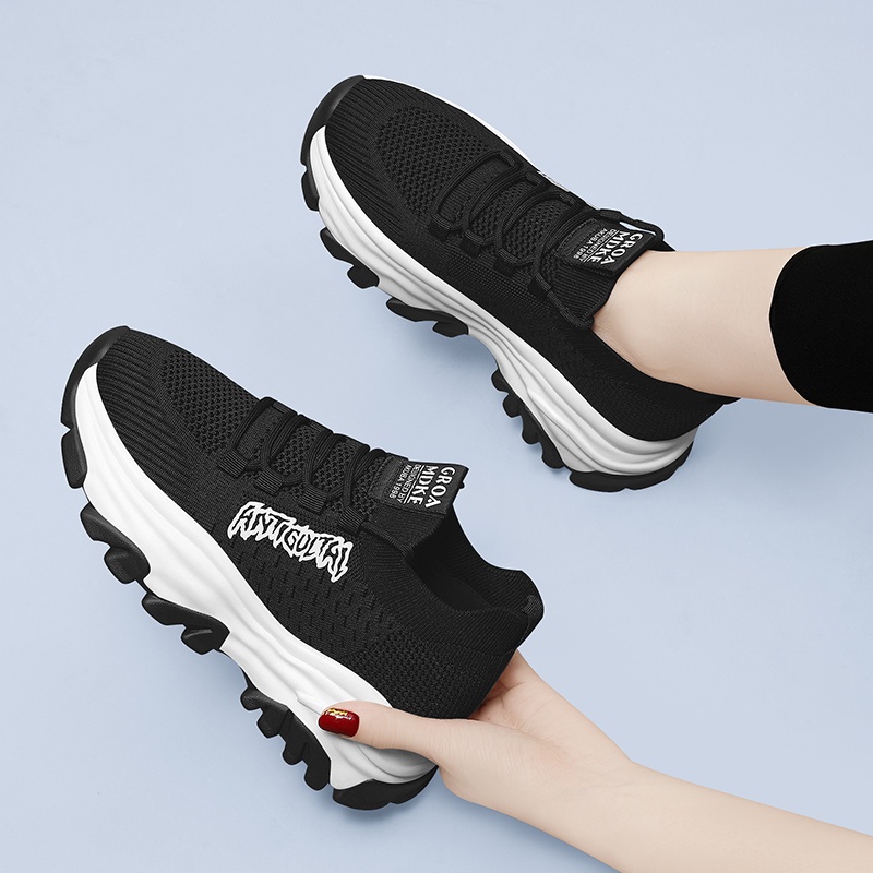 Giày Thể Thao Siêu Nhẹ Thoáng Khí Thời Trang 2022