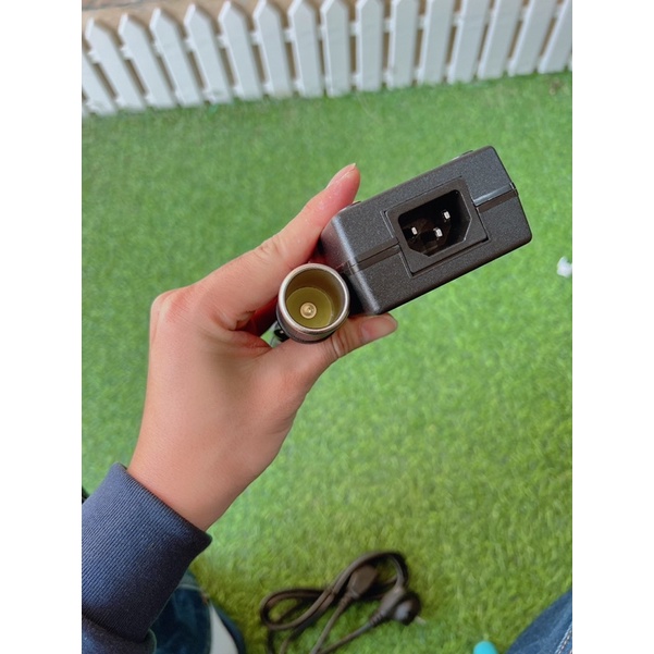 12v 10a 120w chân cắm tâu bộ nguồn thay thế cho thiết bị trên oto