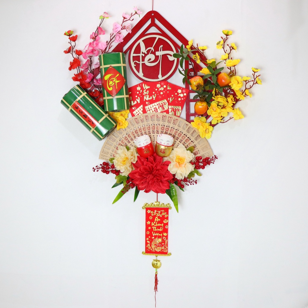 Vòng Hoa Tết H72 - Vòng Quả Đỏ Hoa Mai Đào Trang Trí Tặng Kèm Đèn (chữ Tết hoặc Phúc)