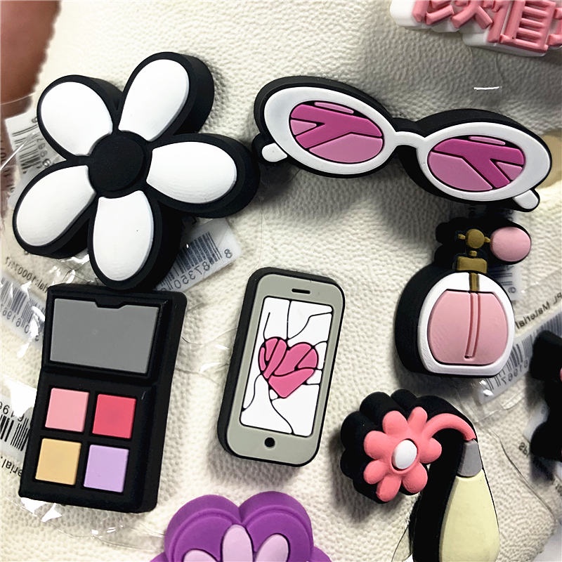 Kẹp Tóc / Lọ Hoa / Điện Thoại / Kính Mát Hình Đầu Lâu Màu Hồng Crocs Bằng PVC FZL94