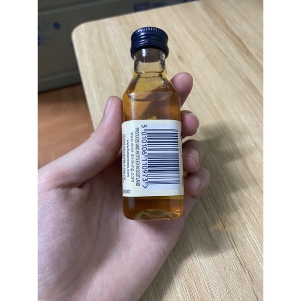 Rượu mini ballantines