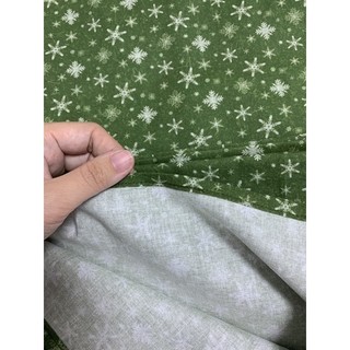 May viền khăn trải bàn