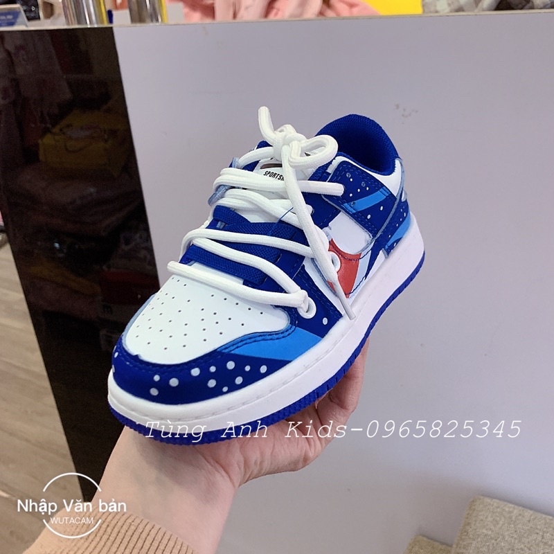 Giày bé trai