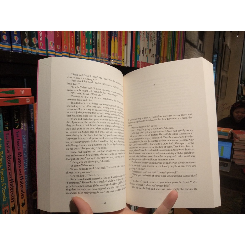 Sách - Tomorrow ,And Tomorrow, And Tomorrow