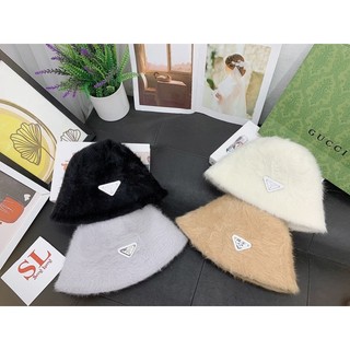 Mũ bucket lông thỏ prada