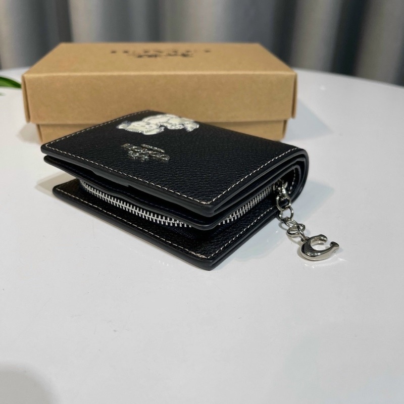 Ví ngắn Coach Snap Wallet