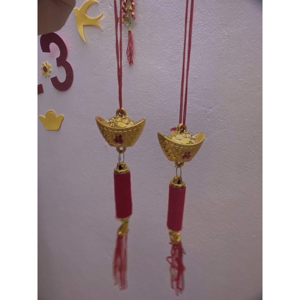 Liễn treo cây đào cây mai trang trí tết