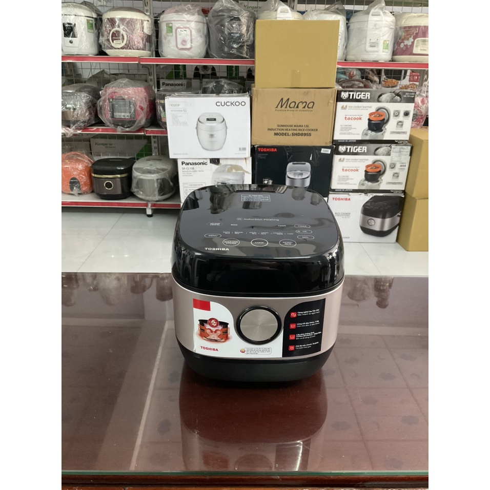 Nồi cơm cao tần Toshiba 1.8 lít RC-18IX1PV - Hàng trưng bày