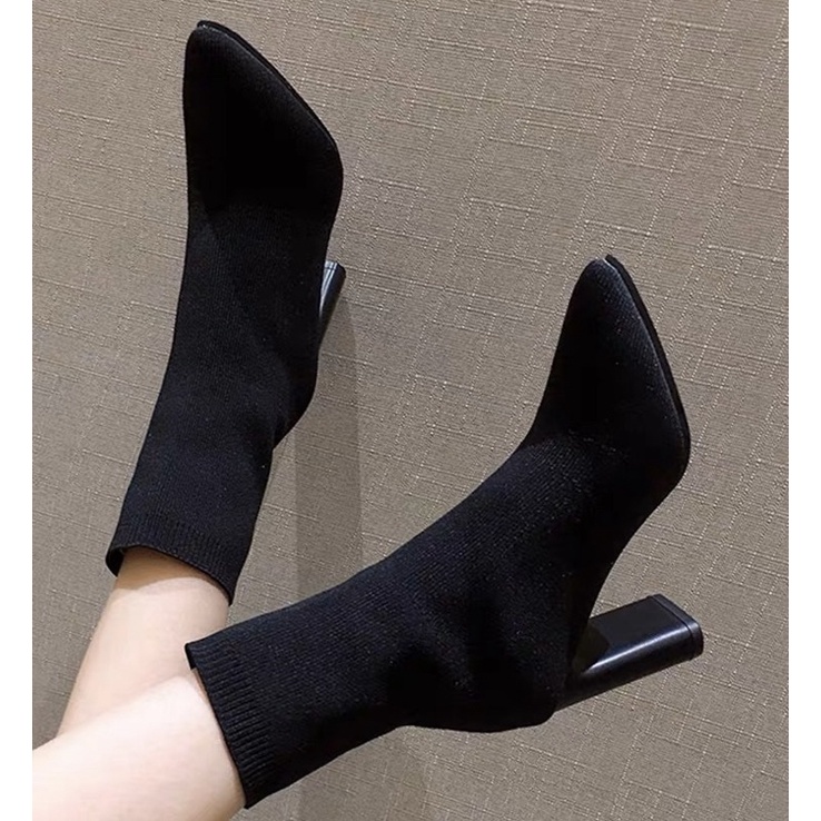 Bốt len nữ cổ ngắn ôm chân mũi nhọn đế cao 9cm không khoá