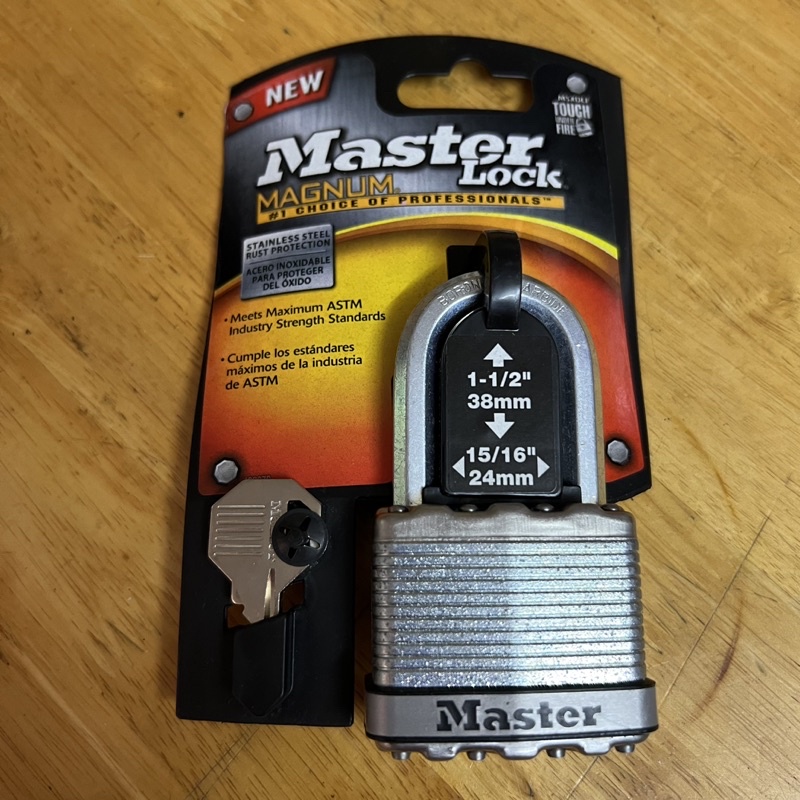 Ổ khóa Master Lock M5 XDLF thân thép lá rộng 50mm càng dài 38mm 2 chìa - MSOFT