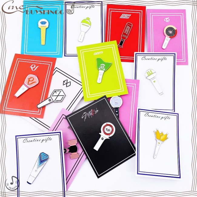 Huy Hiệu Cài Áo Hình Nhóm Nhạc BTS EXO Twice IU Blackpink Got7 Super Junior