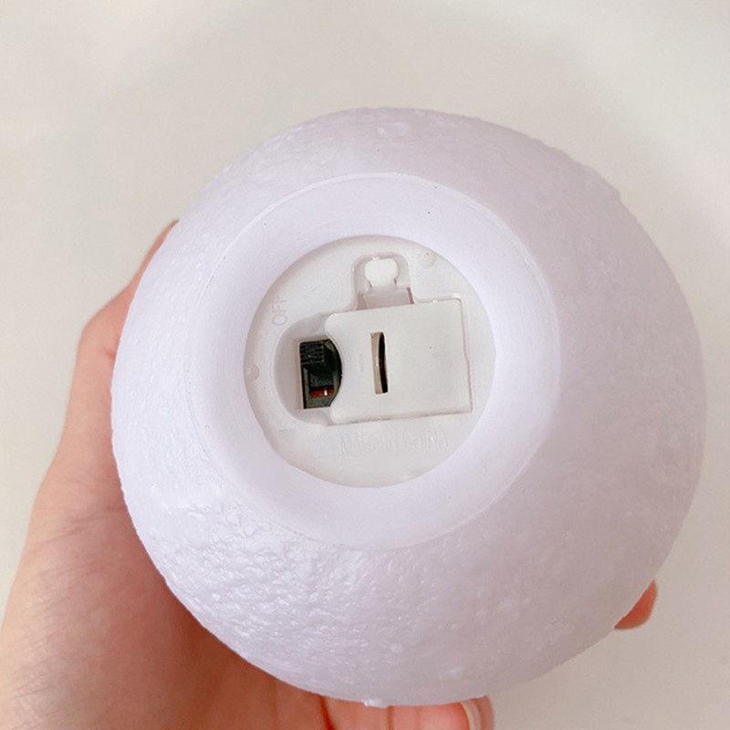 Đèn LED Để Bàn Hình Mặt Trăng 3D Sáng Tạo Sử Dụng Pin