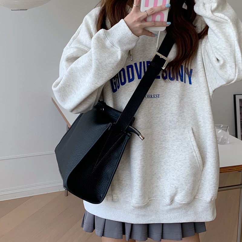 MISCHA Túi Đeo Chéo Vai Bằng Da PU Thời Trang Sành Điệu Cho Nữ