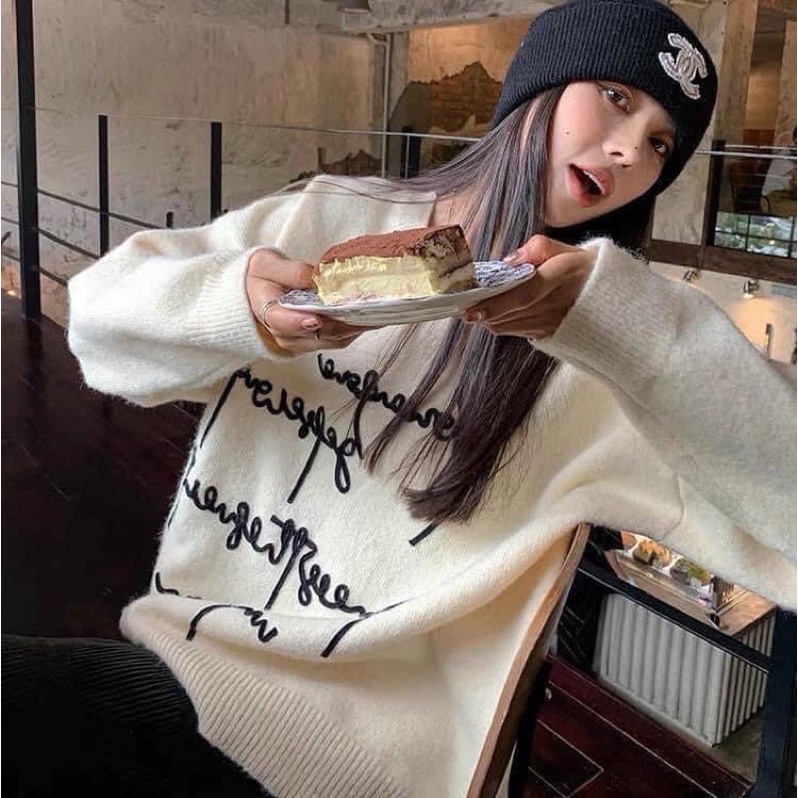 ÁO LEN FORM TO CHỮ THÊU TAY