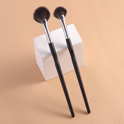 【OVW】Cọ Trang Điểm Phấn Má Hồng Bắt Sáng Lông Dê Siêu Mềm SWB0411