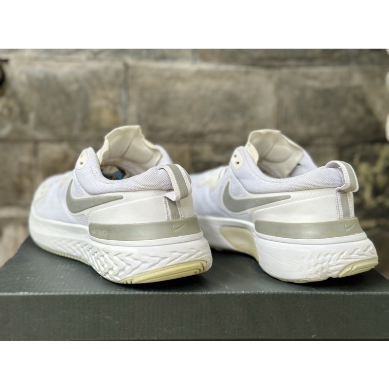 Giày Nike React Miler Trắng- size 36,5