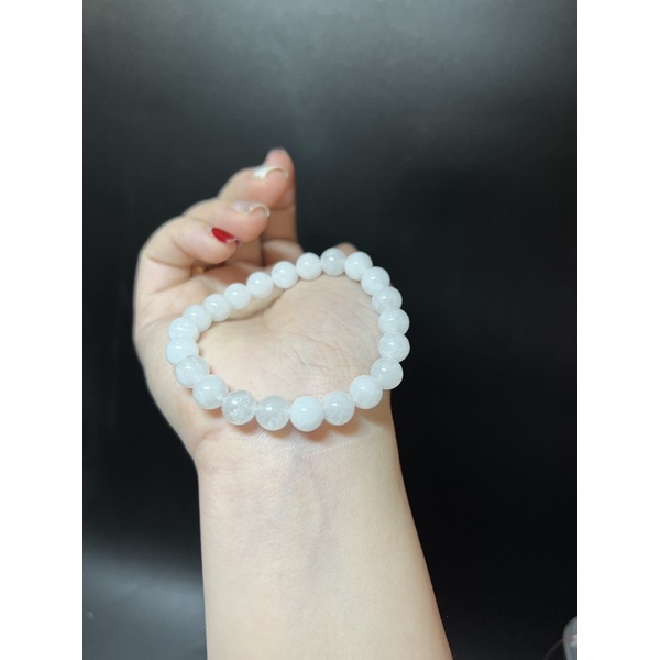 Vòng tay TA trắng