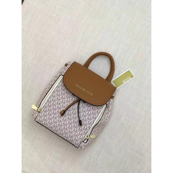 Balo mk có thể đeo chéo