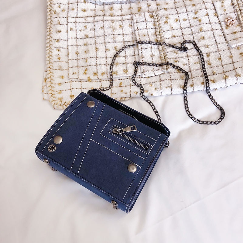 Túi Đeo Chéo Màu Đen Phối Dây Xích Thời Trang Thu Đông Phong Cách Hàn Quốc Cho Nữ