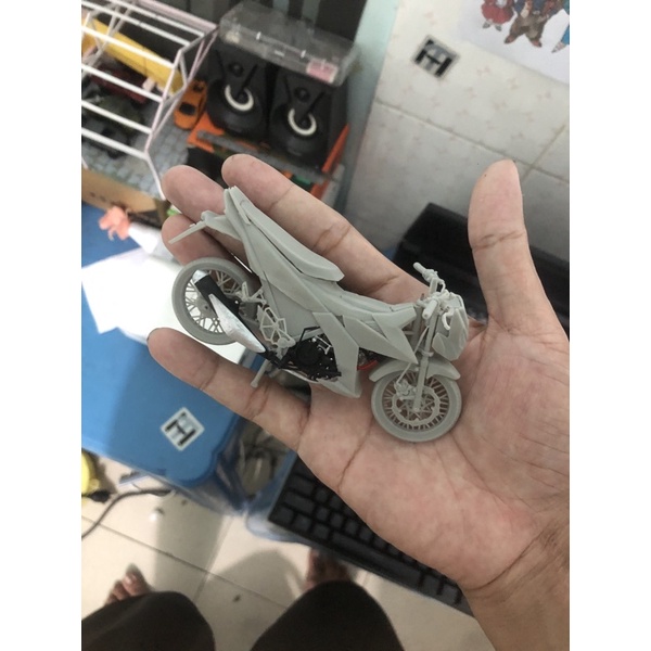 Mô hình Satria F150 tỉ lệ 1:18 - Mô hình xe máy tỉ lệ 1:18 | Scale 1:18