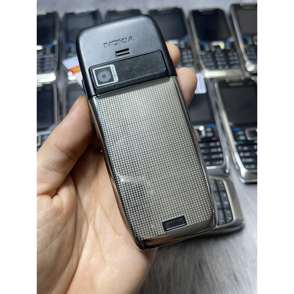 Điện thoại nokia E51 máy zin bảo hành 12 tháng