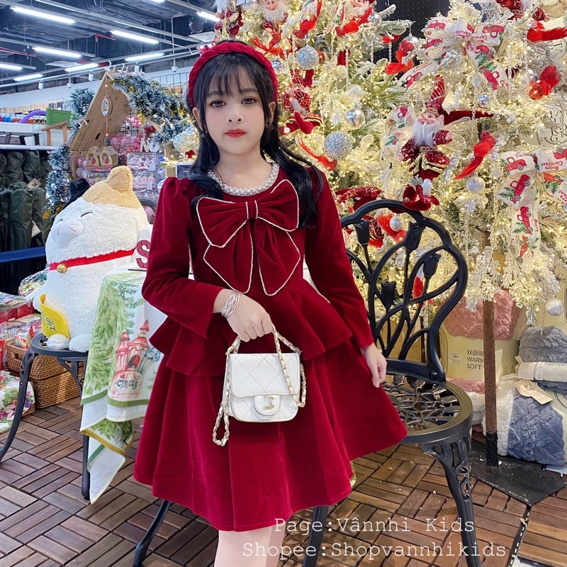 Váy nhung tầng cổ ngọc xinh sang diện Tết cho bé 13kg-30kg