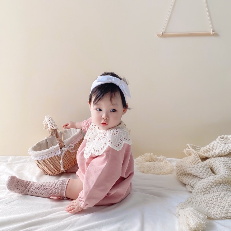 Body dài tay thương hiệu Doudouwu qccc chất da cá đanh mềm mịn, cổ ren tiểu ther sz 100 10-13kg