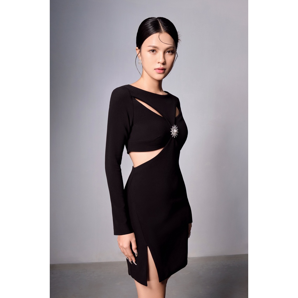 Đầm tay Dài Halter Dress Thiết Kế Coup Ngưc Vải Mịn Dày Dặn Tôn Dáng Phong Cách Quyến Rũ Màu Đen