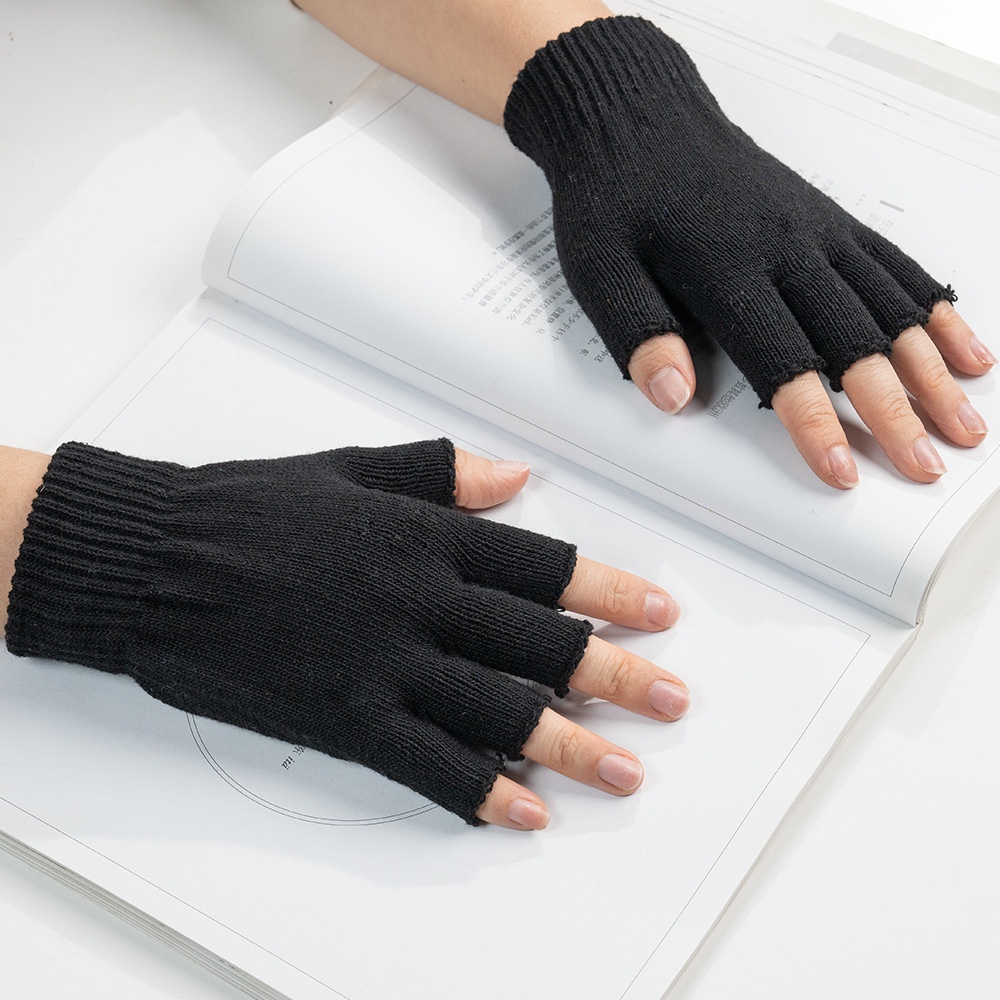 Găng Tay Len Hở Ngón Giữ Ấm Cho Nam Và Nữ