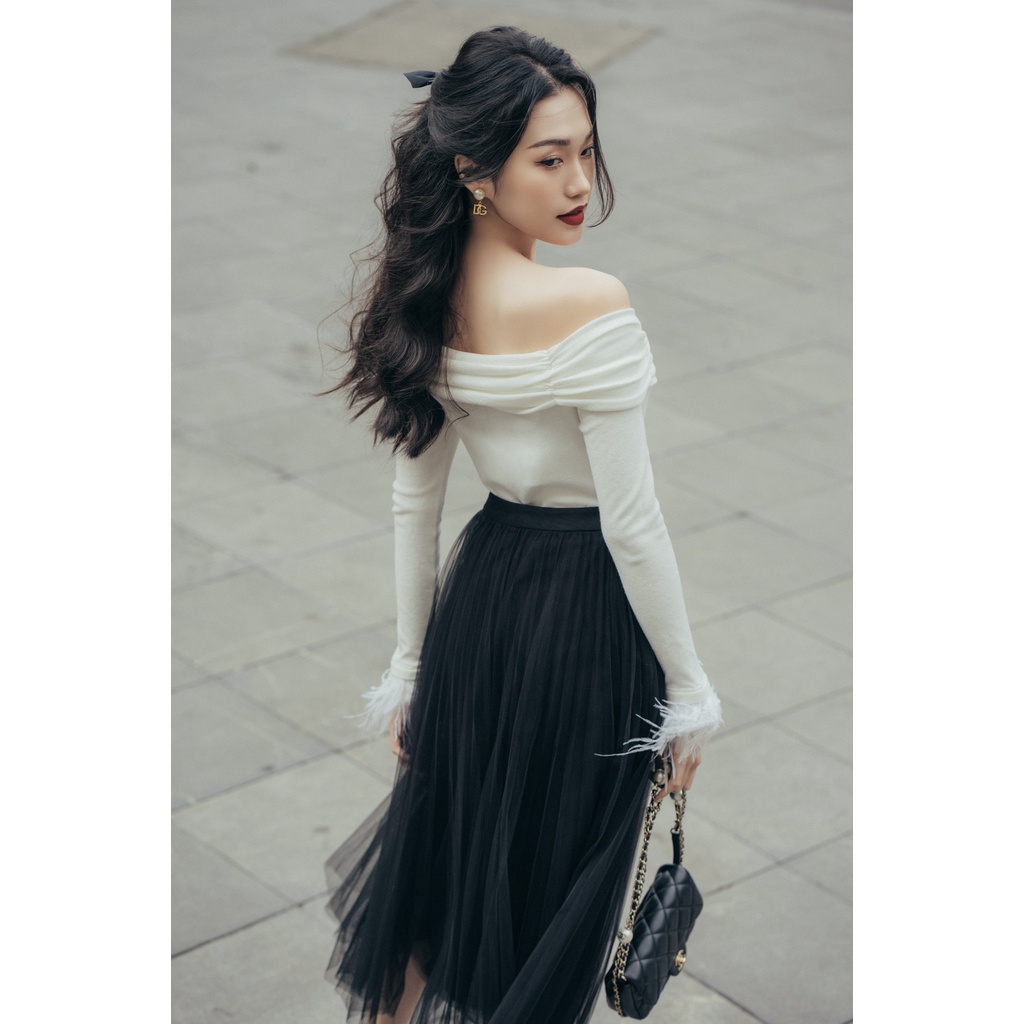 Chân váy ren lưới dập li HUONG BOUTIQUE HBZ440