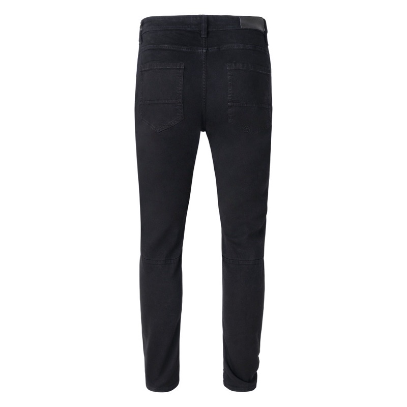 Quần jean nam cao cấp màu đen trơn form slimfit ôm vừa chất jean co giãn thoải mái.